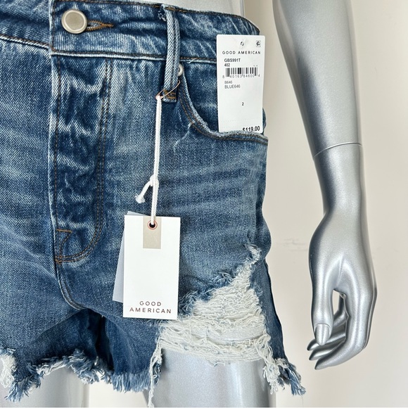 NWT!!! Good American women bombshell shorts size 26 US - Picture 2 of 10